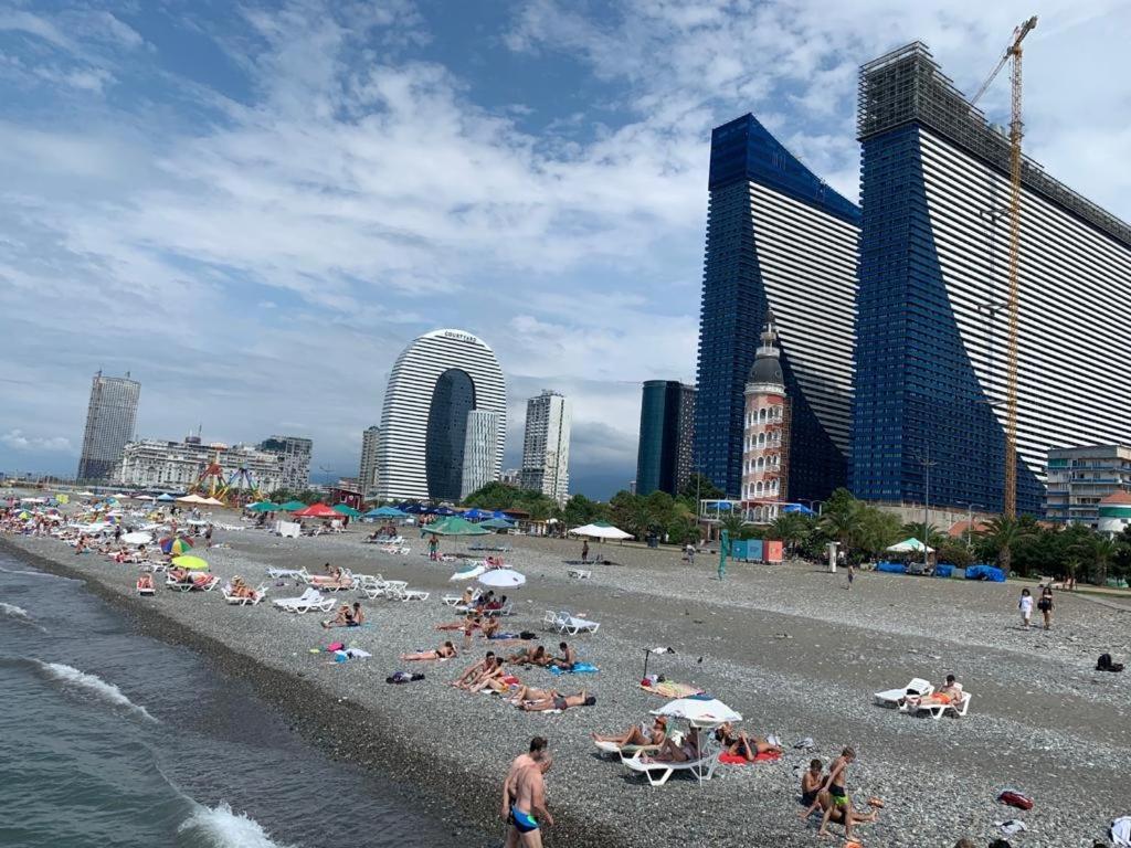 Orbi City Elit Class Suit 巴统 外观 照片